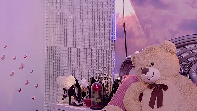 KayaBabby online show from December 3, 5:04 am