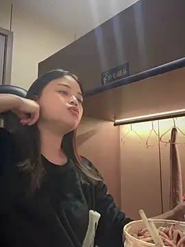 Toffee-00 online show from January 14, 10:32 am