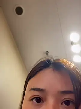 Toffee-00 online show from March 6, 11:50 am