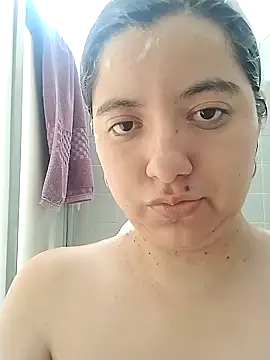 Chaparrita13 online show from December 16, 6:02 pm