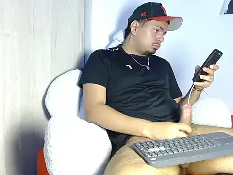 Henry villa23 online show from February 11, 4:17 am