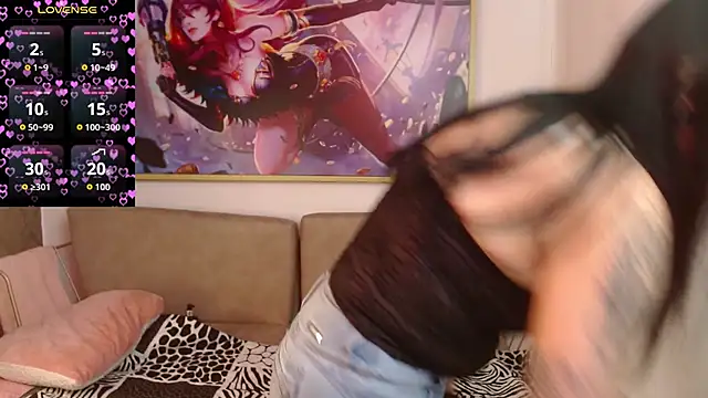 Roxanne vale online show from April 18, 8:20 pm