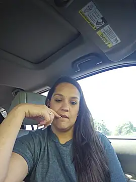 EllaEsEstrella online show from August 4, 4:31 pm