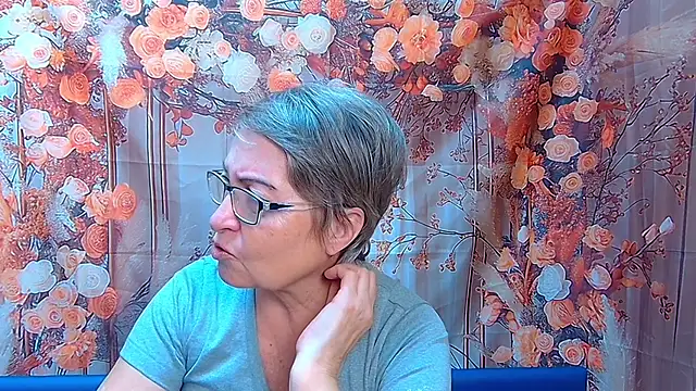 OlgaLuck online show from December 5, 7:28 am