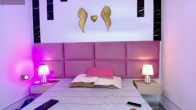 Skyee angel online show from February 24, 7:34 pm