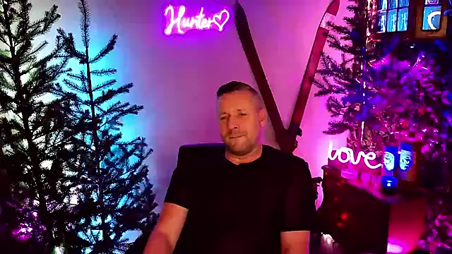 Snapshot of Hunter_Fl chatting on February 5, 5:06 pm Hunter Fl online show from February 5, 5:06 pm