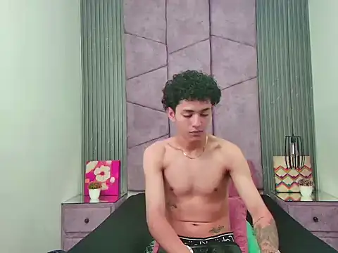 Snapshot of JackCooperr chatting on January 12, 12:54 pm JackCooperr online show from January 12, 12:54 pm