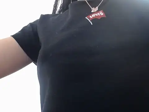 EmiilyCherry online show from December 15, 9:30 pm