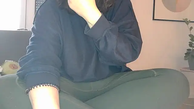 Snapshot of ada_in_europe chatting on February 21, 3:46 pm ada in europe online show from February 21, 3:46 pm