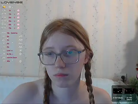 LustfulSarah online show from February 16, 12:41 am