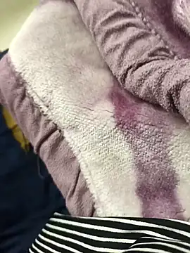 Snapshot of paro22_sex chatting on December 16, 4:56 pm paro22 sex online show from December 16, 4:56 pm