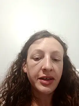 Snapshot of AlisKiv chatting on November 23, 10:20 pm AlisKiv online show from November 23, 10:20 pm