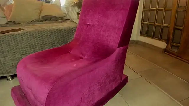 Mysterius Woman online show from April 14, 11:05 am