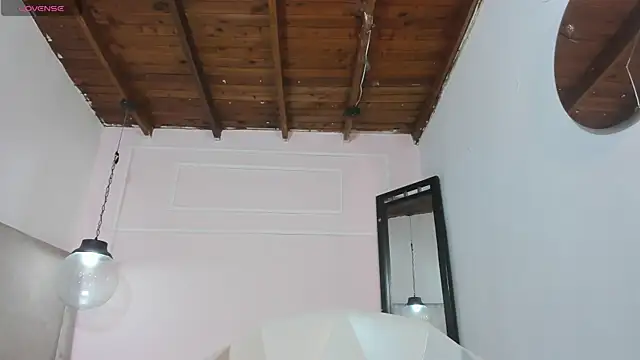 Izelevans online show from April 27, 12:25 pm