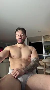 Valenthino Salvatore online show from March 19, 3:43 am