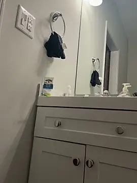 Snapshot of aquatoflora chatting on November 24, 12:32 am aquatoflora online show from November 24, 12:32 am