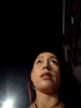 Snapshot of Eveeelyn25 chatting on February 7, 12:58 am Eveeelyn25 online show from February 7, 12:58 am