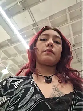 Snapshot of Eveeelyn25 chatting on March 7, 9:45 pm Eveeelyn25 online show from March 7, 9:45 pm