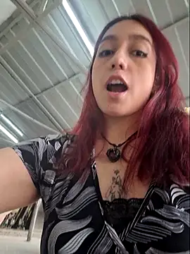 Snapshot of Eveeelyn25 chatting on March 17, 10:13 pm Eveeelyn25 online show from March 17, 10:13 pm