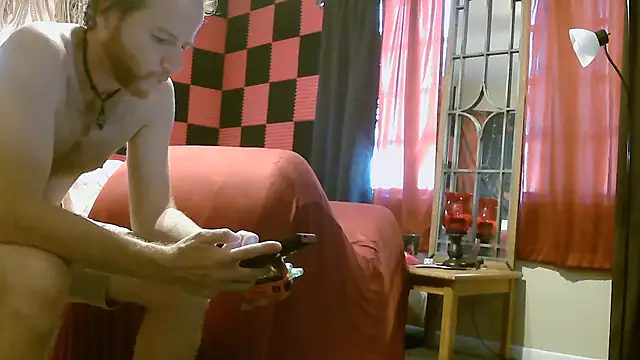 Snapshot of PinellasPlay chatting on June 26, 8:24 pm PinellasPlay online show from June 26, 8:24 pm