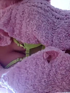 Snapshot of Sara69sexy chatting on November 24, 11:54 am Sara69sexy online show from November 24, 11:54 am