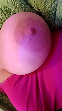 Snapshot of Sara69sexy chatting on December 1, 8:19 am Sara69sexy online show from December 1, 8:19 am