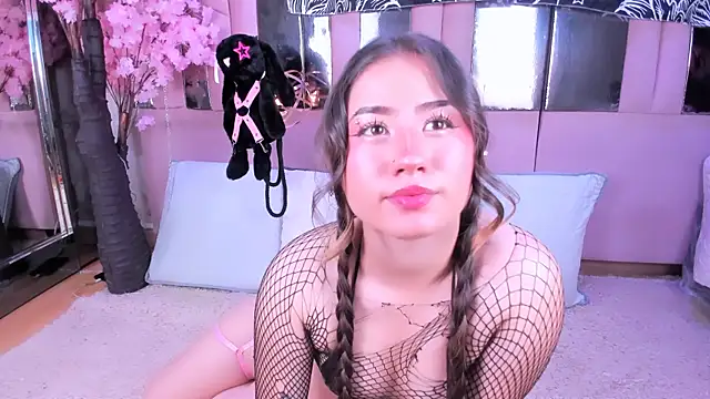 Naomistart online show from January 12, 9:31 pm