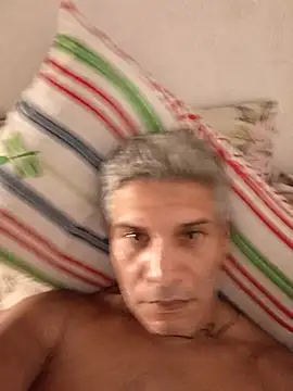 Snapshot of Anderboxx chatting on December 15, 6:23 pm Anderboxx online show from December 15, 6:23 pm