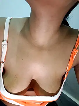 Daily lust online show from May 19, 6:58 pm
