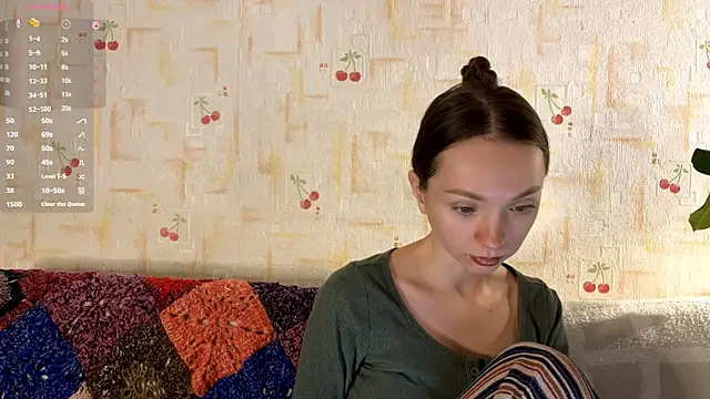 Snapshot of PaulaTisch chatting on January 18, 4:00 pm PaulaTisch online show from January 18, 4:00 pm