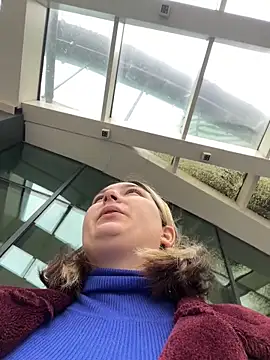 Snapshot of KateBurlesk chatting on February 1, 9:08 am KateBurlesk online show from February 1, 9:08 am