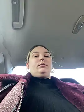 Snapshot of KateBurlesk chatting on February 7, 8:07 am KateBurlesk online show from February 7, 8:07 am