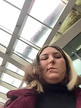 Snapshot of KateBurlesk chatting on February 10, 8:07 am KateBurlesk online show from February 10, 8:07 am