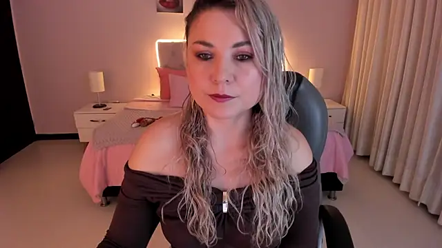 Violeta Hotter online show from January 8, 11:01 am