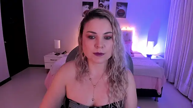 Violeta Hotter online show from January 10, 11:01 am