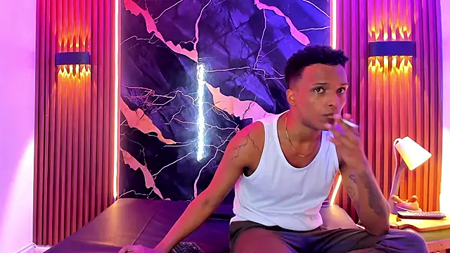 Snapshot of Black_Guys_Pervert_ chatting on November 28, 11:57 am Black Guys Pervert online show from November 28, 11:57 am