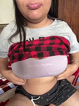 Snapshot of DivyaSharma999 chatting on November 24, 7:30 am DivyaSharma999 online show from November 24, 7:30 am