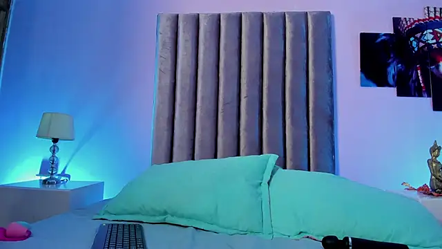 Jenn Owens online show from January 16, 5:11 am