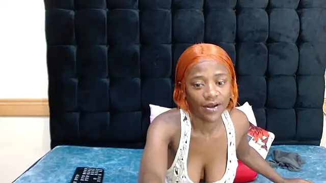 SexyAdelexx online show from January 18, 8:40 am