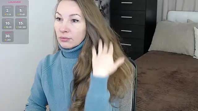 Snapshot of Brandy_Gem chatting on February 24, 7:28 am Brandy Gem online show from February 24, 7:28 am