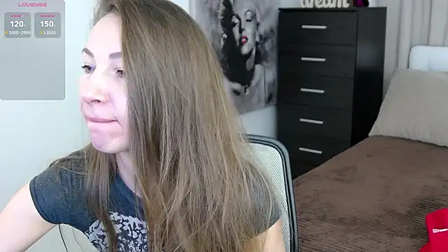 Snapshot of Brandy_Gem chatting on February 26, 7:40 am Brandy Gem online show from February 26, 7:40 am