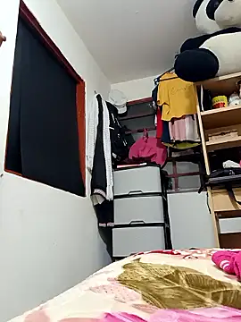 Alice-pink online show from January 11, 1:27 pm