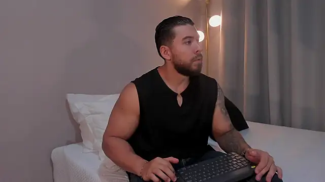 owen seth1 online show from March 7, 10:18 pm