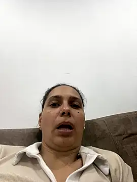 candyysofhia online show from November 23, 2:33 am