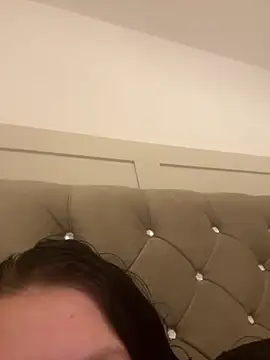 sluttybabex online show from December 1, 10:37 pm