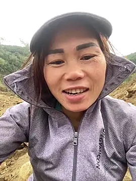 meganmeo online show from February 7, 7:23 am