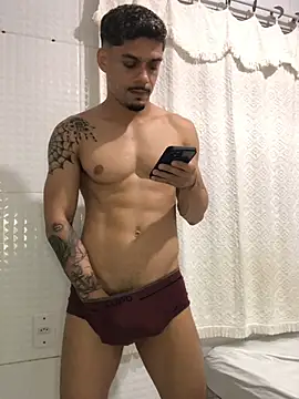 Snapshot of dot_21cm_ chatting on May 12, 9:34 pm dot 21cm online show from May 12, 9:34 pm