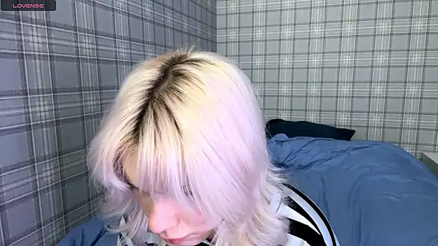 LolaDollyMur online show from January 16, 8:13 pm