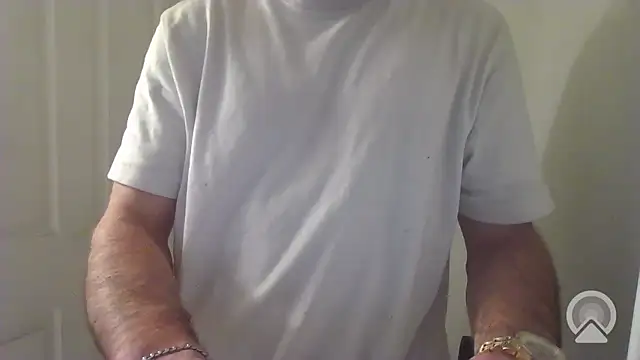 famous1tad online show from January 9, 5:43 am