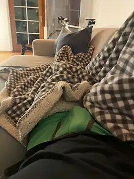 Snapshot of nightbound99 chatting on March 2, 3:20 am nightbound99 online show from March 2, 3:20 am